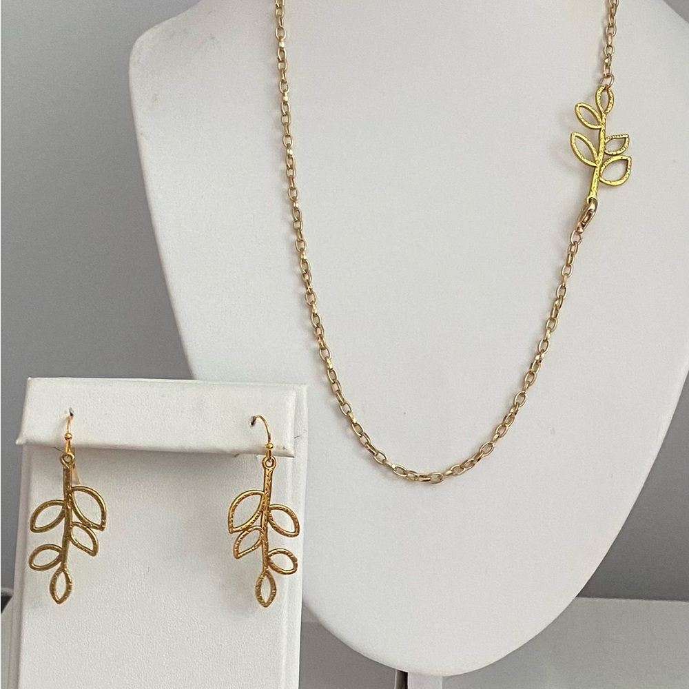 NEW Branch charm connector Snake chain necklace